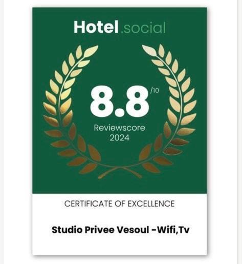 Studio Privee Vesoul -Wifi,Tv,Clim,Parking Gratuit Экстерьер фото